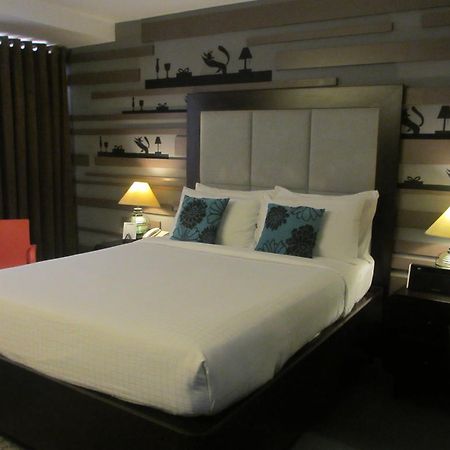 The Theodore Hotel Tagaytay City Exterior photo