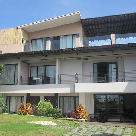 The Theodore Hotel Tagaytay City Exterior photo